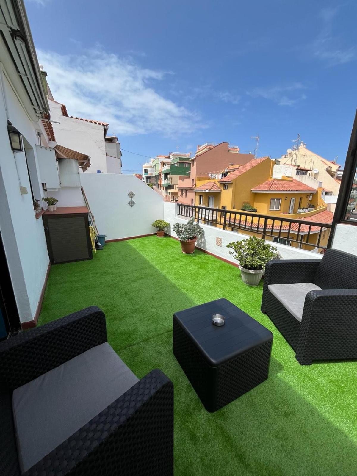 3 Dormitorios. Terraza. Bus Stop Los Realejos Dış mekan fotoğraf